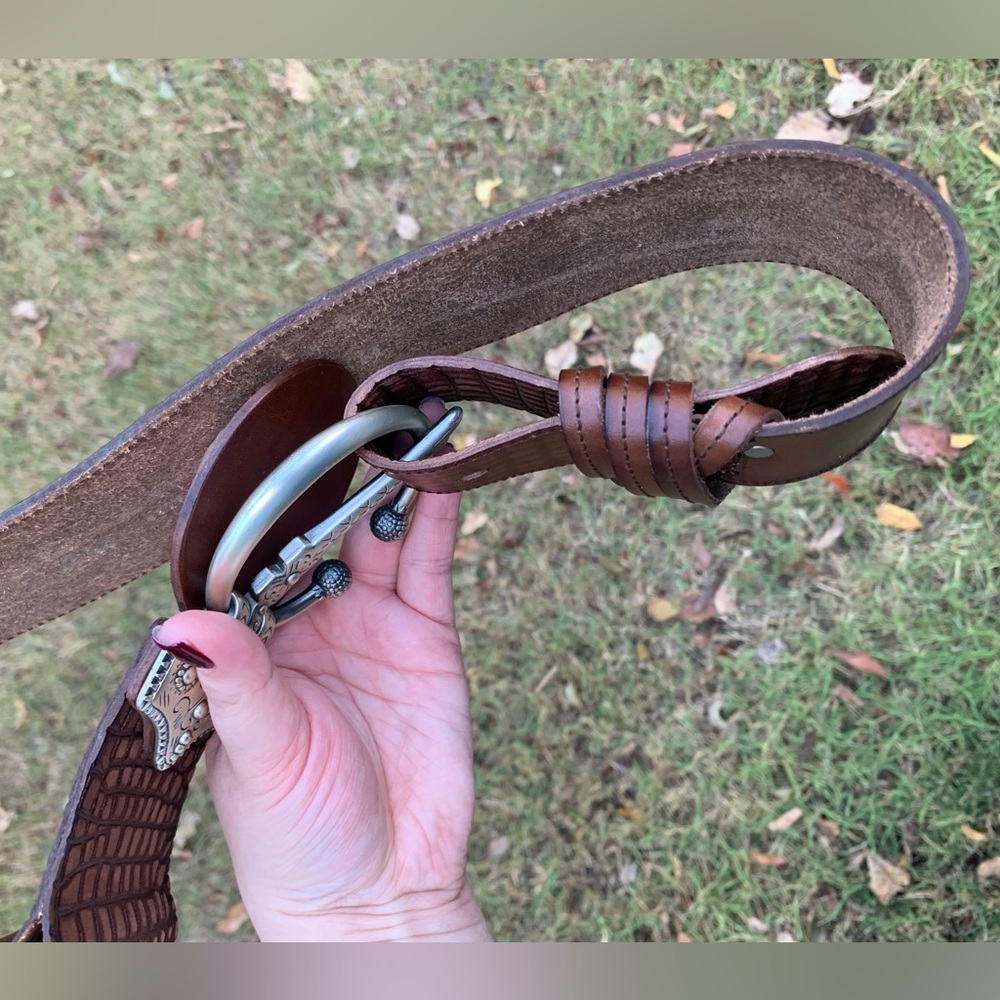 Vintage Oversized Leather Belt with Ornate Buckle - Picture 3 of 16